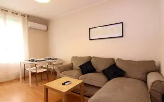 ClassBedroom Apartments V