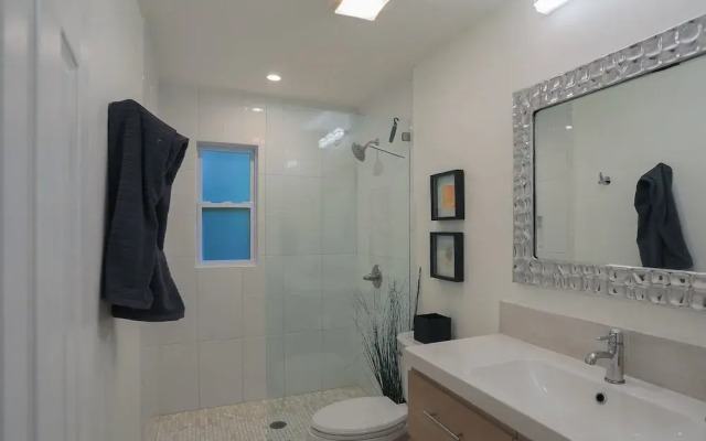 Sarasota 32 - 2 Br Home