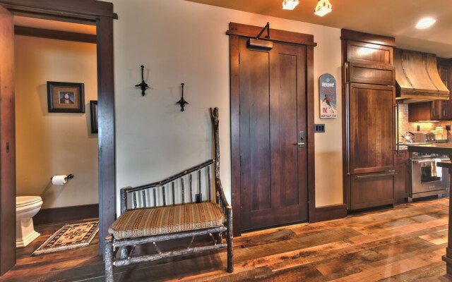 Deer Valley Arrowleaf 415