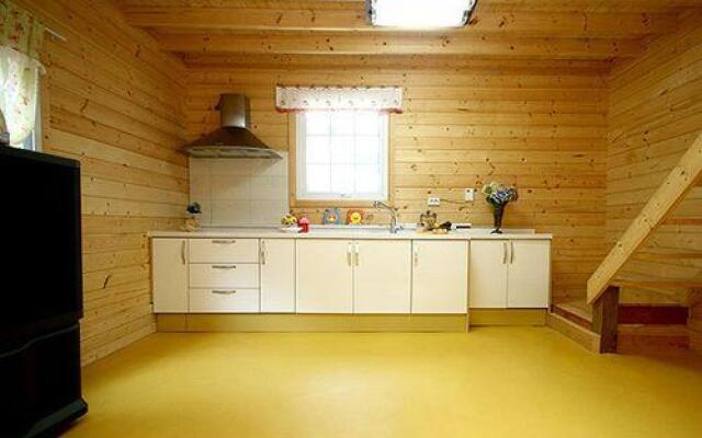 Gapyeong Dreaming Palace Pension