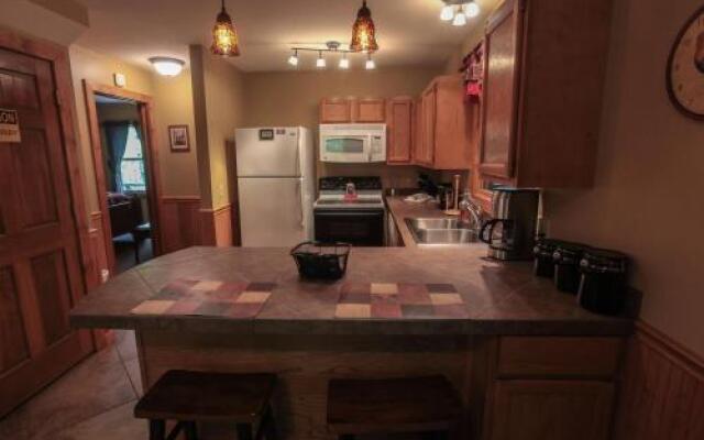 Couples Paradise - Hocking Hills