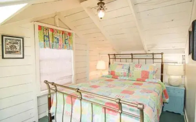 Ocean's Edge - 4 Br home by RedAwning