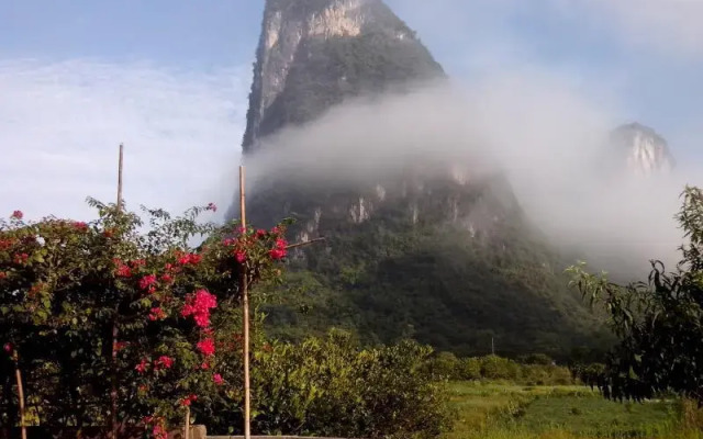 Yangshuo Puyueju Inn