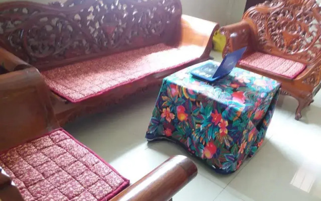Manila Beach Hangout Hostel