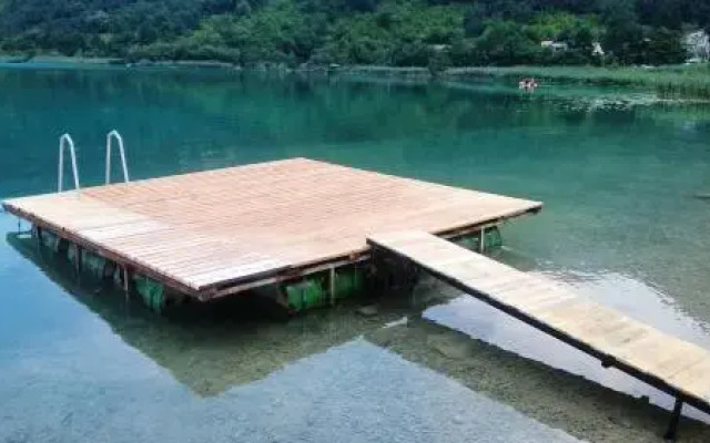 Camp Borasnica Bungalows