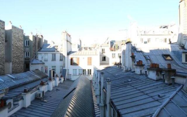 Marvellous Sunbathed 3BR at the heart of Paris