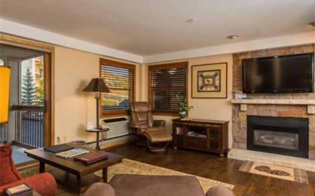 Torian Plum Plaza 307