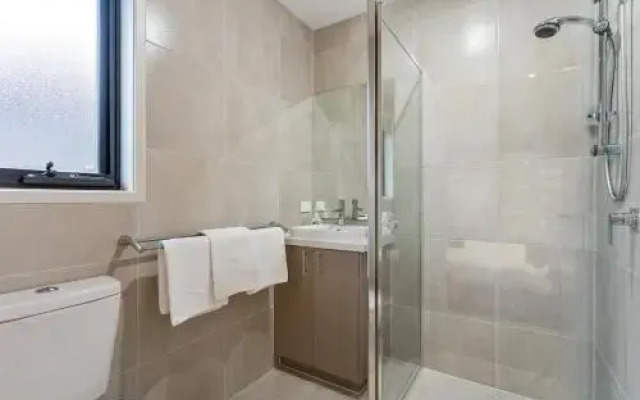 Villa Athena - Melbourne