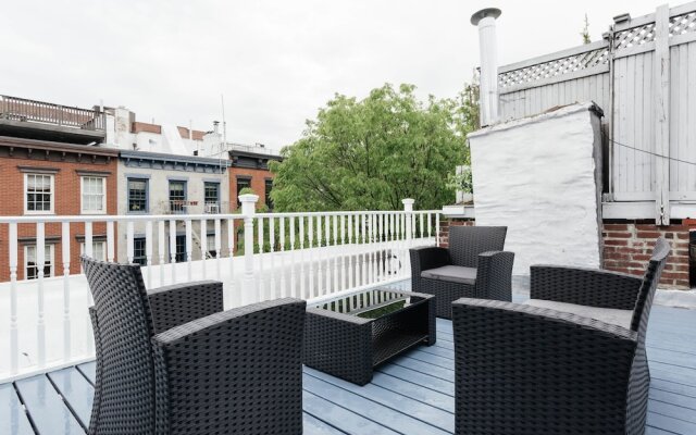 West Village 2 BR and Private Roof Deck