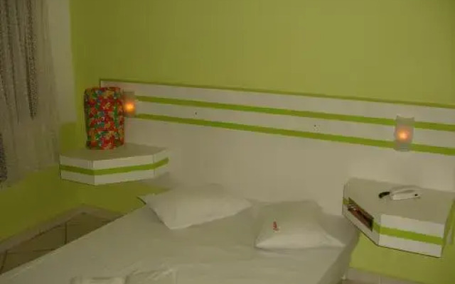 Motel Chateau (Adult Only)