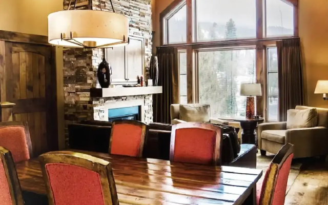 Livin' The Dream - LOM404 - 2 Br Condo