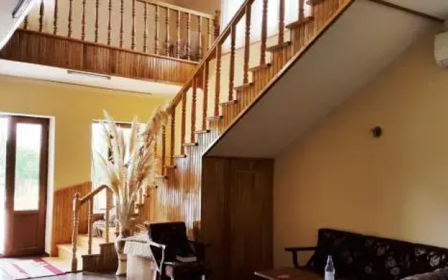 Nona Guest House