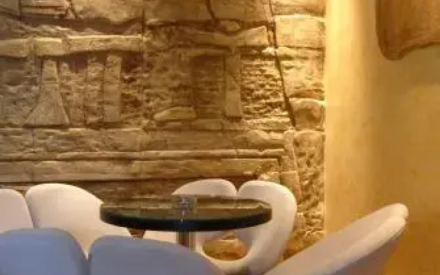 Hotel Luxor