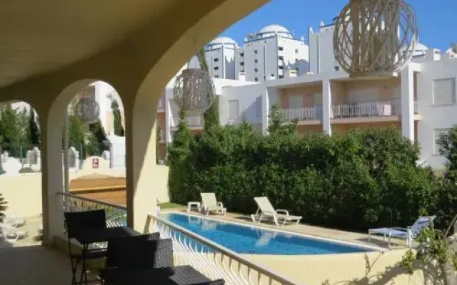 Villa Moments - Guest House