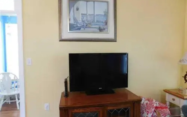 Sea What Happens 4 Br home by RedAwning