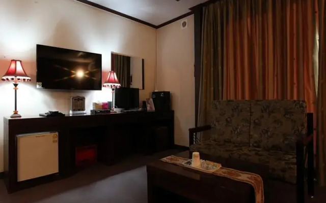 WeolmoonJes Hotel
