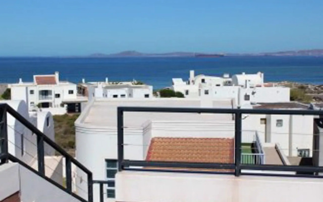 8 Deo Gloria Self catering