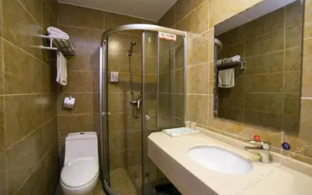 Jinhui Business Hotel CBD Yiling Square Branch