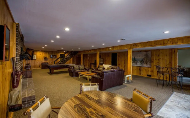 Grande Butte Lodge - Hocking Hills