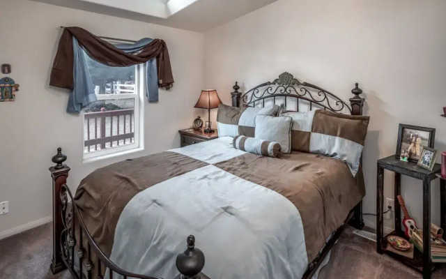 137 Gavilan Hills Road