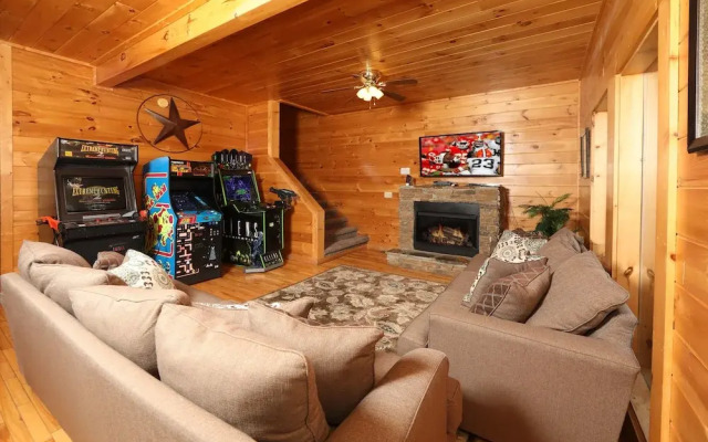 Poolish Behavior 7 Br cabin by RedAwning