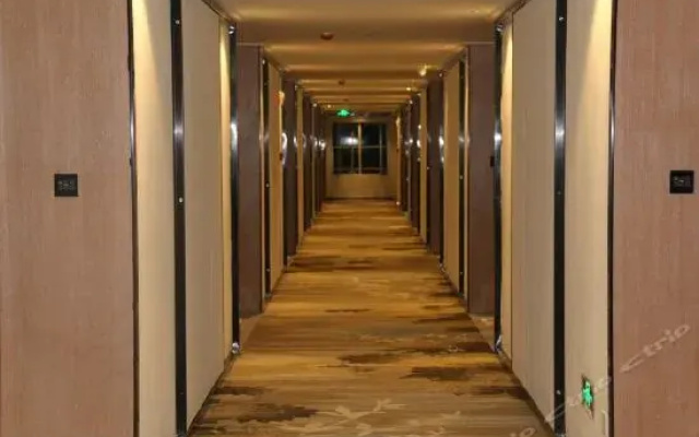 Puhe Hotel