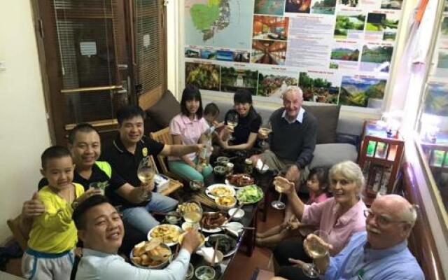 Vietnam Apple Travel Homestay