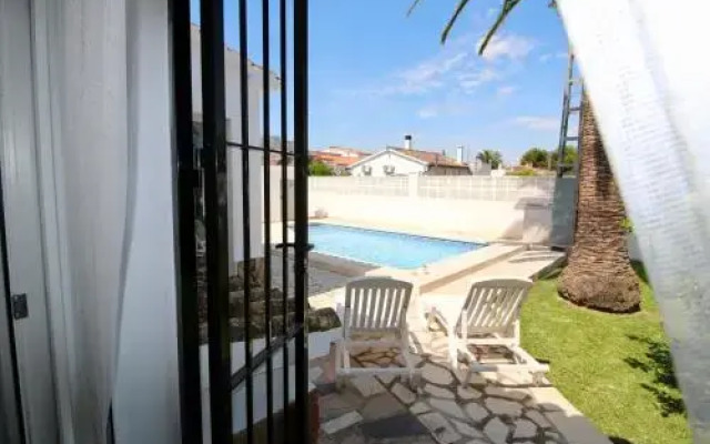 Apartamentos Almadraba VyB
