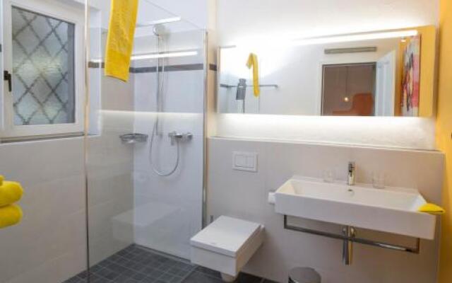 Residenza Viramonte - Casa Bianca