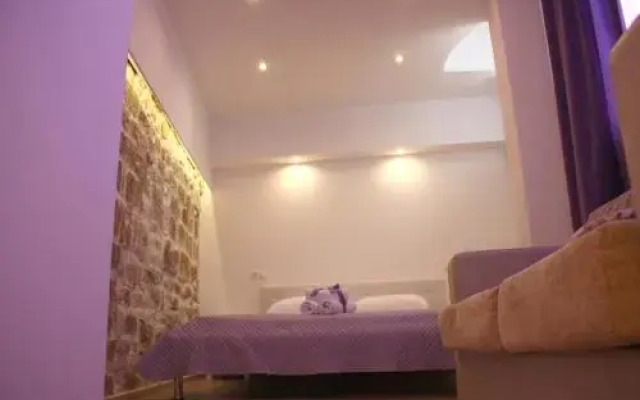 Medulić Palace Rooms & Apartments