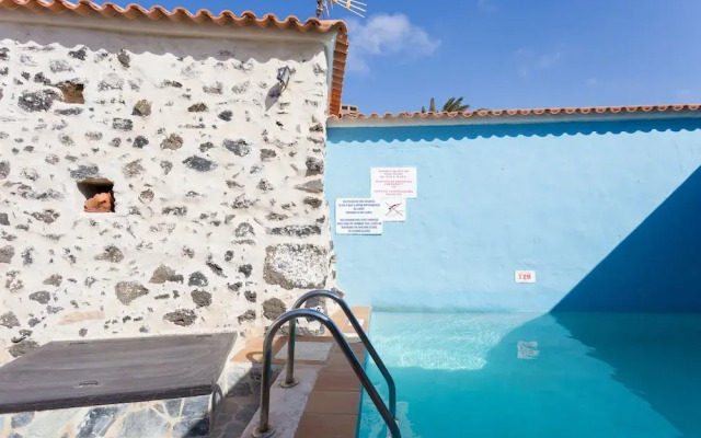 Casa Rural Tile