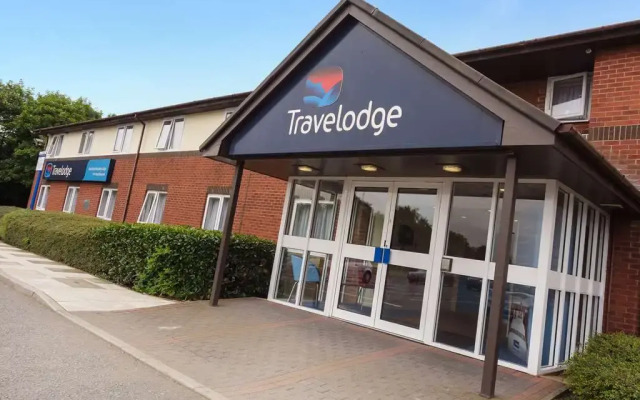 Travelodge Wakefield M1 S