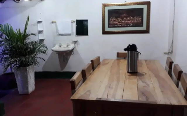 Hostal Casa Vania - Hostel