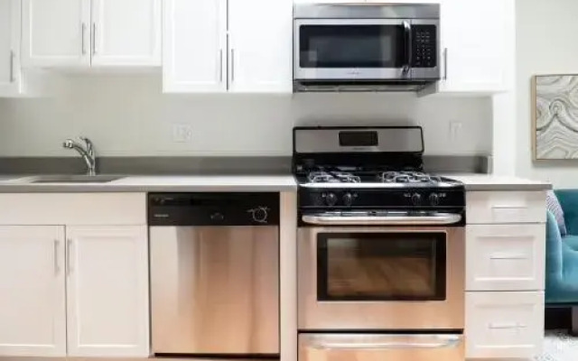 Intimate 2BR in South End by Sonder