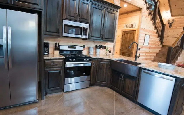 Gather Round Lodge - 3 Br Cabin
