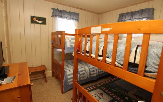 106 Old Squaw Drive - 3 Br Home