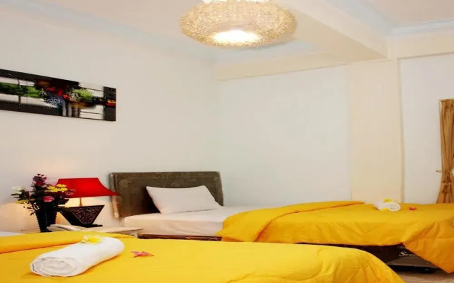 Coco Beach Hostel