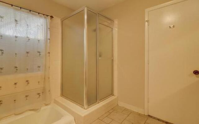 Tennismaster 302 by RedAwning