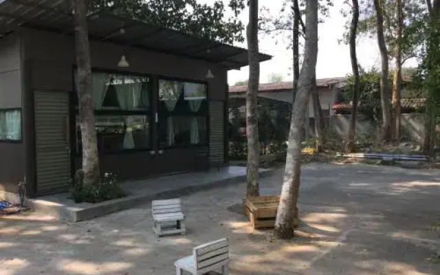 Duangdee Room