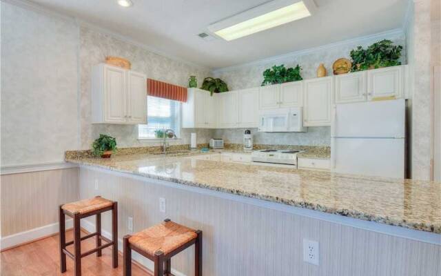 Magnolia North 205-4823