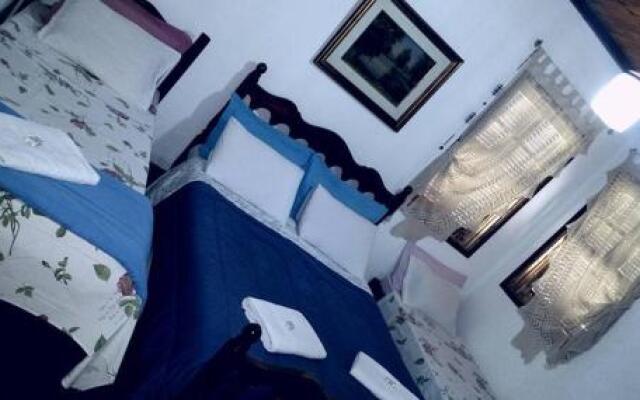 Pousada Madalena Hostel