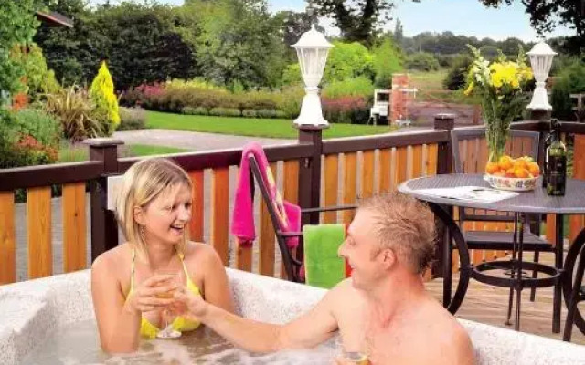 Hollybrook Lodges