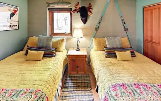 Toasty Fireplace Stellar View by RedAwning