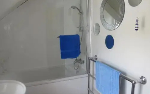 GlenanCross GuestHouse