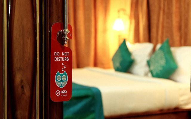 OYO Rooms Kalighat Lake Market