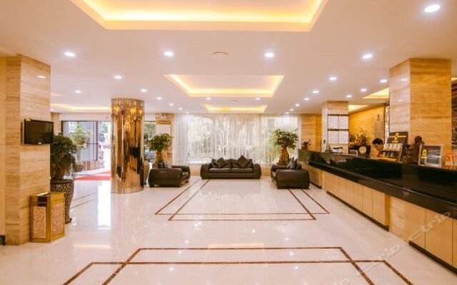 Super 8 Hotel Xiamen Train Station Holiday Mall Branch