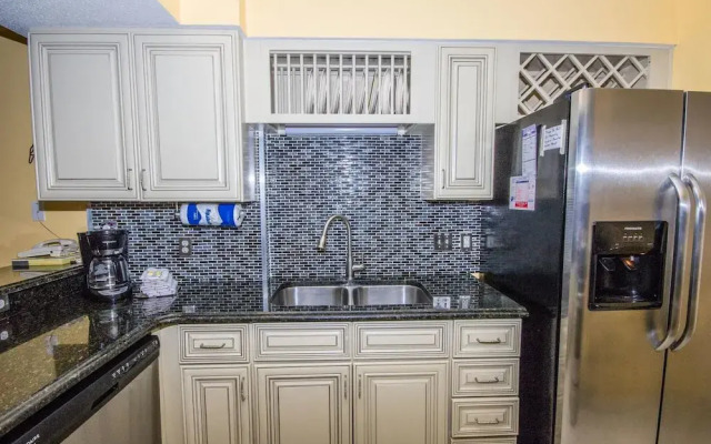 Boardwalk 685 - 2 Br condo