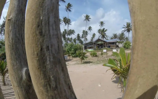 Relax Beach Resort