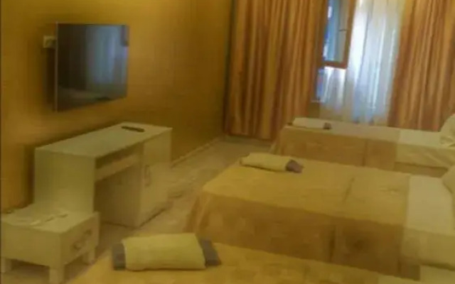 Grand Hotel 53