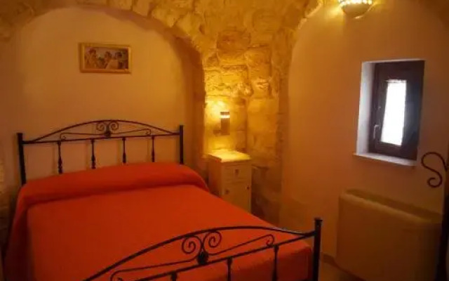 Trulli Arco Antico